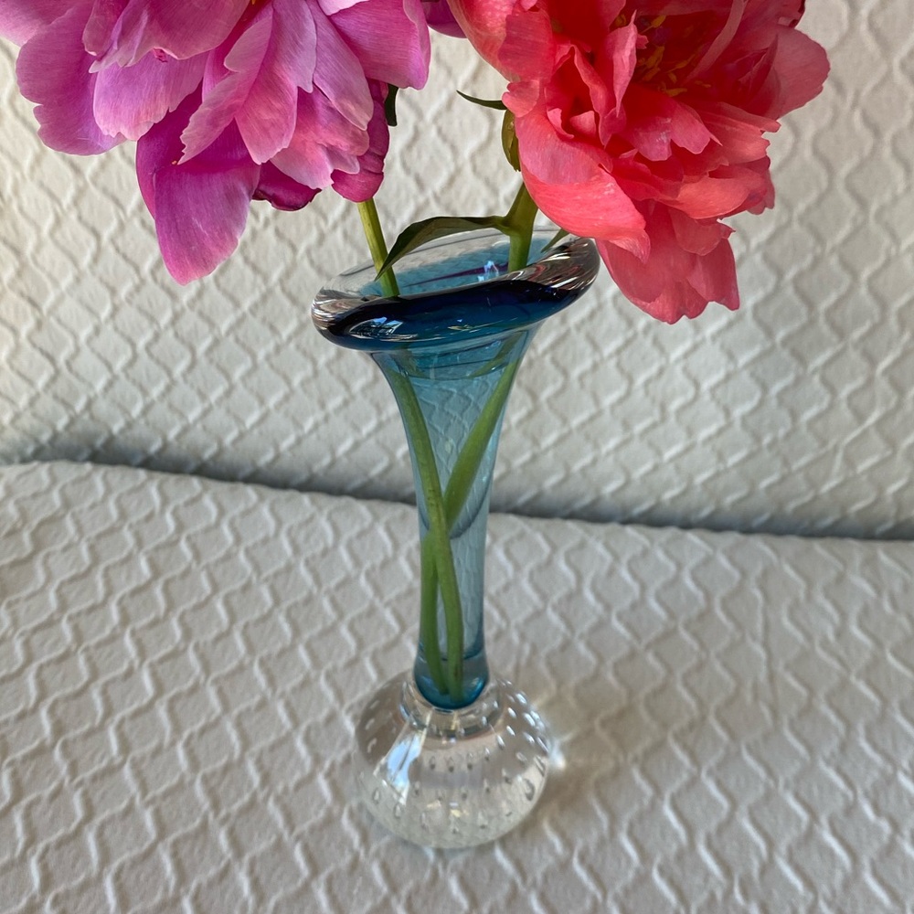 Vintage Blue Art Deco Glass Bud/Floral Vase. Bubble Base. MCM. 1950’s, 1960’s.